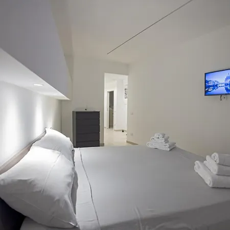 Loft La Sedia Rossa - Centro Storico * Milánó