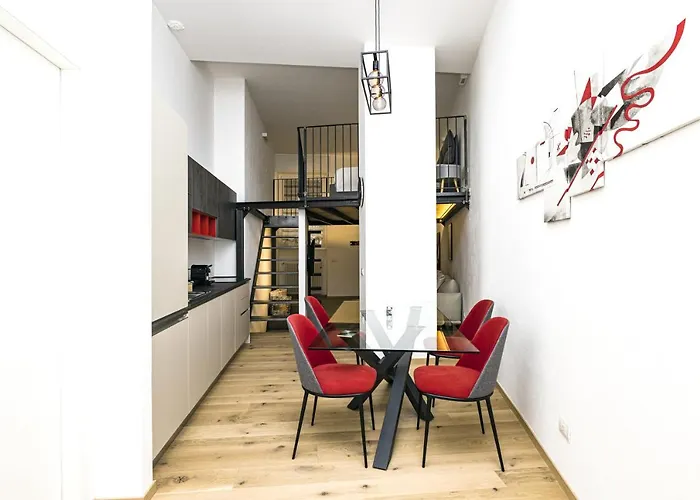 Loft La Sedia Rossa - Centro Storico * Milão