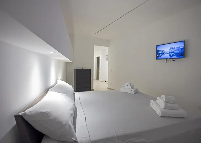 Loft La Sedia Rossa - Centro Storico * Milão