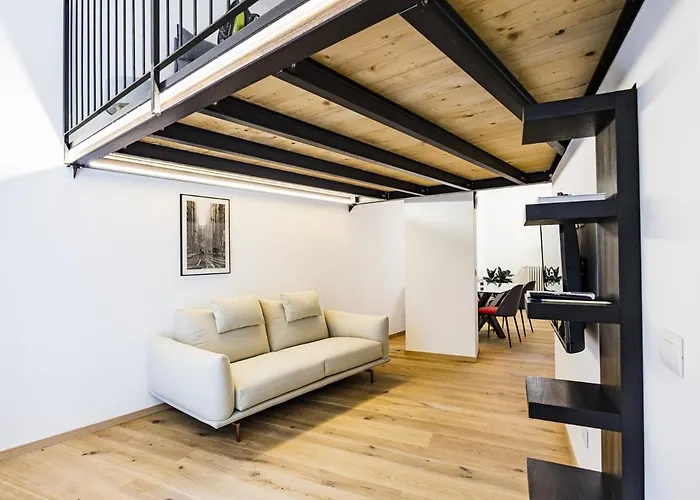 Loft La Sedia Rossa - Centro Storico * Milão